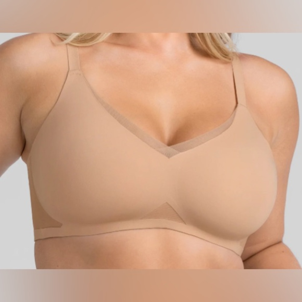 NWOT Honeylove Nude Seamless Liftwear Crossover Bra Largr